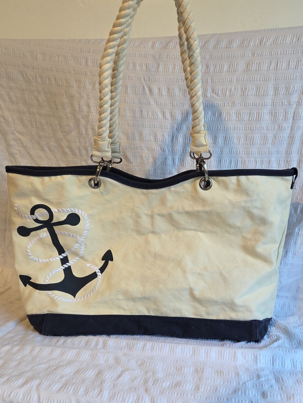 Thirty-One Canvas Crew Tote – Navy Anchor (Great Pre-Owned Condition) ⚓️⚓️